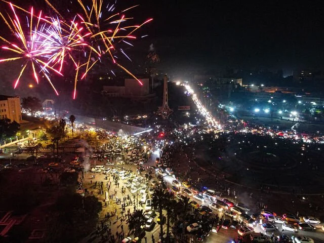 Suriyalılar yeni ili Dəməşqdə coşğu ilə qeyd ediblər