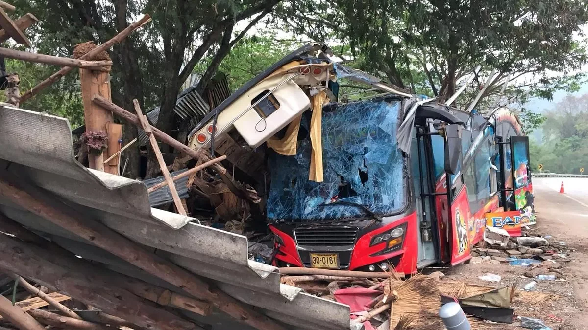 В Таиланде восемь человек погибли в ДТП с участием автобуса