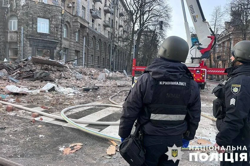 Rusiya Kiyevi PUA ilə vurdu: Ölən və yaralananlar var FOTO