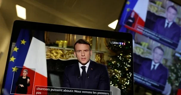 Makron: “Son saniyəyədək işləyəcəyəm”