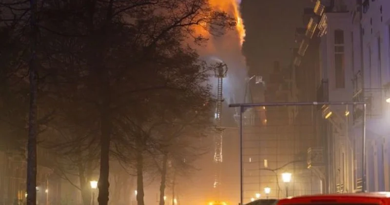 Пожар уничтожил 150 летнее здание церкви в Амстердаме