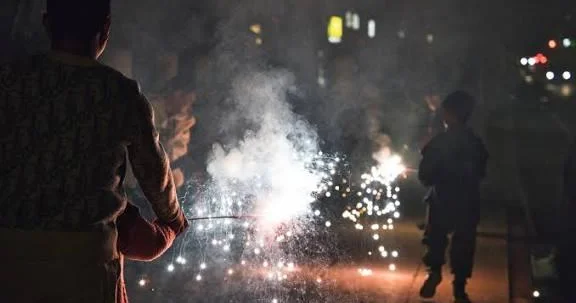 Almaniyada 2 nəfər fişəng patladarkən öldü