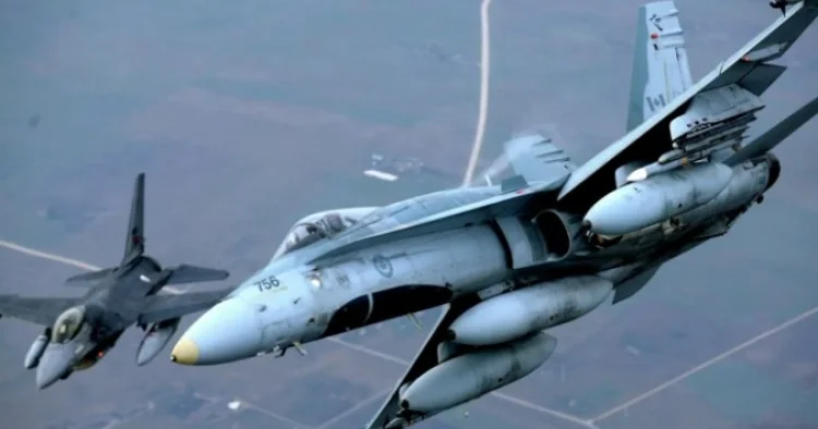 Rusiya təyyarələri Litva sərhədlərində görünüb