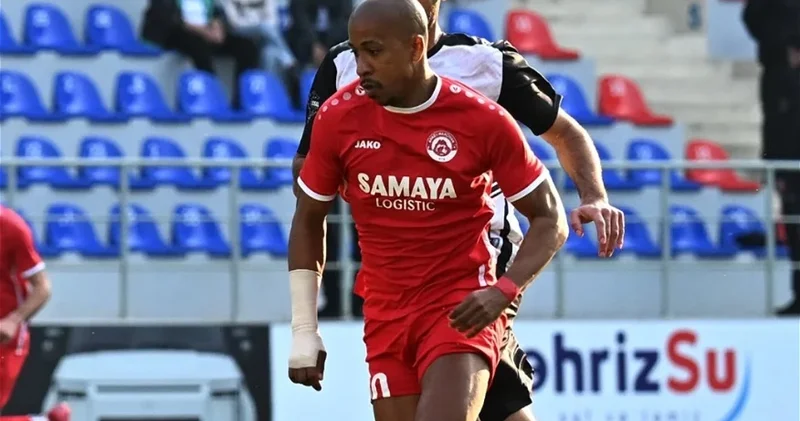 Фелипе САНТОС: Для меня он входит в тройку лучших тренеров Азербайджана