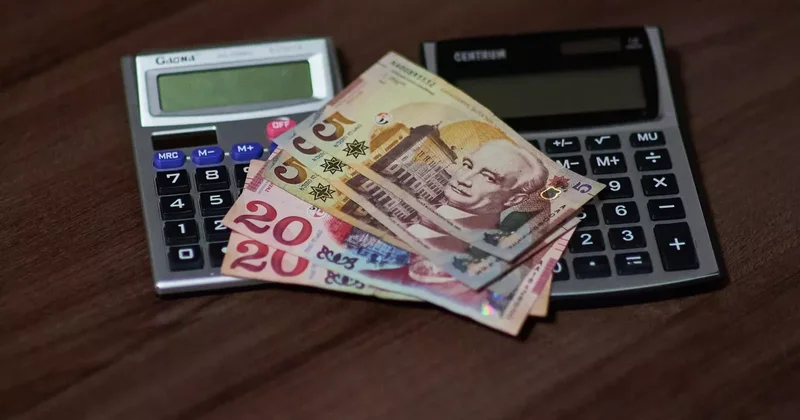 В Грузии выросли зарплаты госслужащих и соцработников