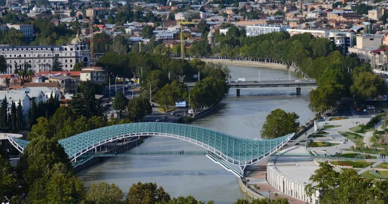Gürcüstana getmək istəyənlərin nəzərinə Yeni qanun
