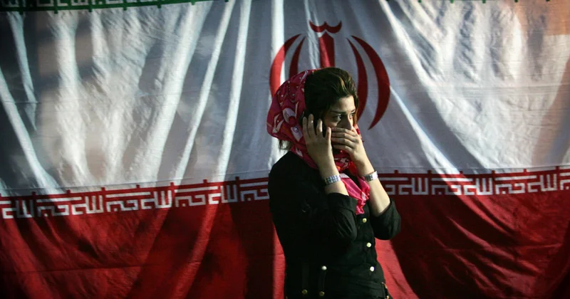 İran paradoksu: daha az hicab və qadağa, daha çox nəzarət və casusluq isteriyası