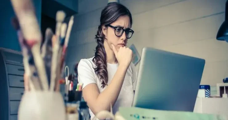 Noutbukunuzu məhv edən 5 vərdiş