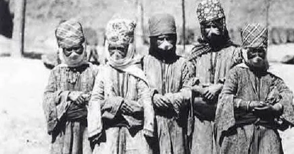 İtalyan keşiş: Qafqazda bu millət pul üçün hər şeyini satır