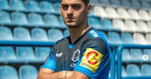 Ehtiyat oyunçular skamyasının dərinliklərində batan Rüfət Abdullazadə...