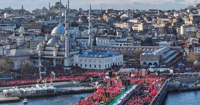 Türkiyədə yarım milyon nəfərlik aksiya FOTOLAR
