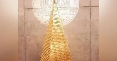 Dünyanın ən bahalı “yolka”ları: Üstündə həqiqi daş qaş asılıb