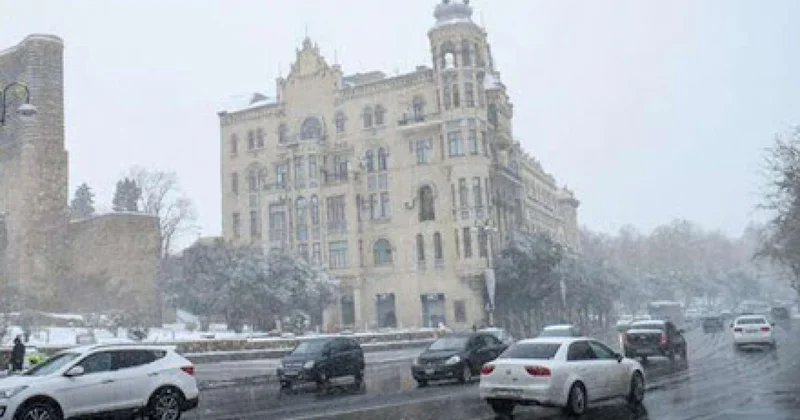 Бакинцев ждут дожди, местами со снегом