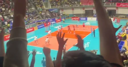 Durnalar Yuvası stadionunda milli şüarlar səsləndirilib