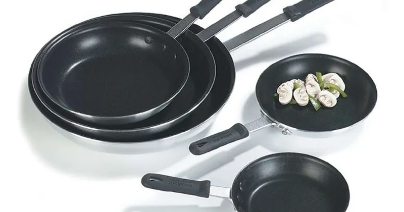 Teflon tavalar Avropada qadağan edildi Qərar bu gündən qüvvəyə mindi