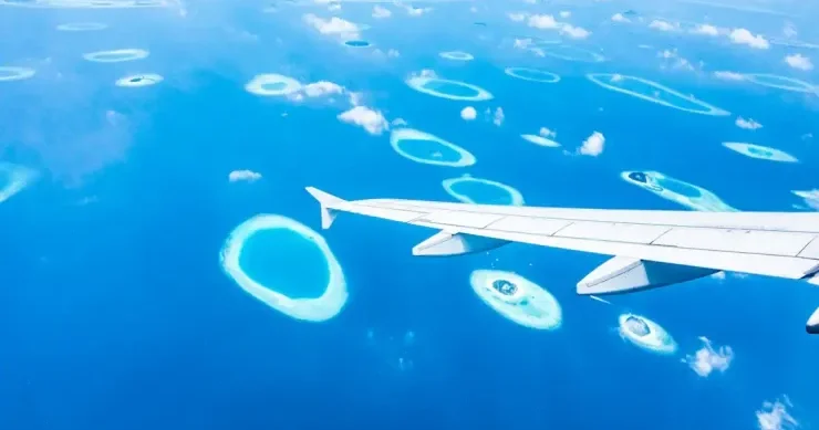 Su üzərindəki hava limanları: okeanın ortasında bilmədiyiniz gizli hava mərkəzləri