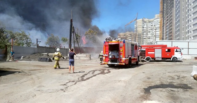 Ukrayna dronları Rusiyadakı hədəflərə zərbə endirdi