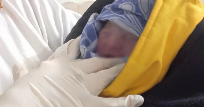 Bayram günündə əkizlər dünyaya gəldi I FOTO