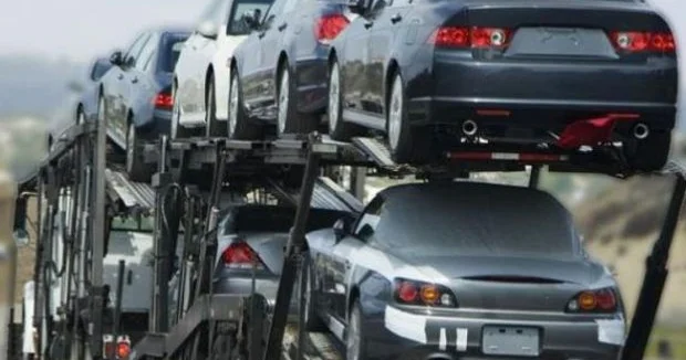 Azərbaycana köhnə avtomobilləri gətirmək daha baha olacaq