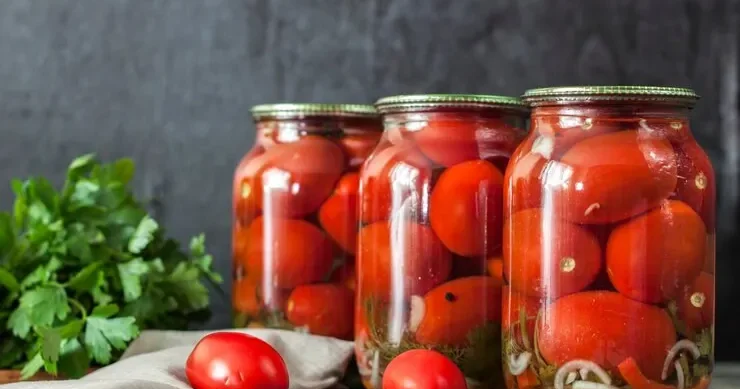 Təzə və ya konservləşdirilmiş hansı pomidor daha sağlamdır?