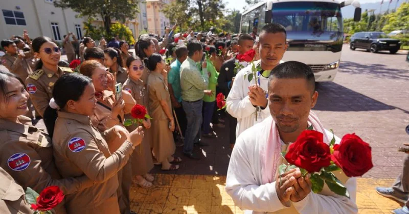 Tailand 18 kambocalı əsgəri azad edib