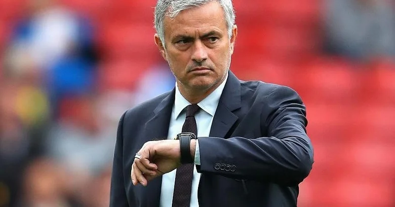 “Benfika”nın baş məşqçisi Joze Mourinyo “Çelsi”ni idarə etməyə hazırdır