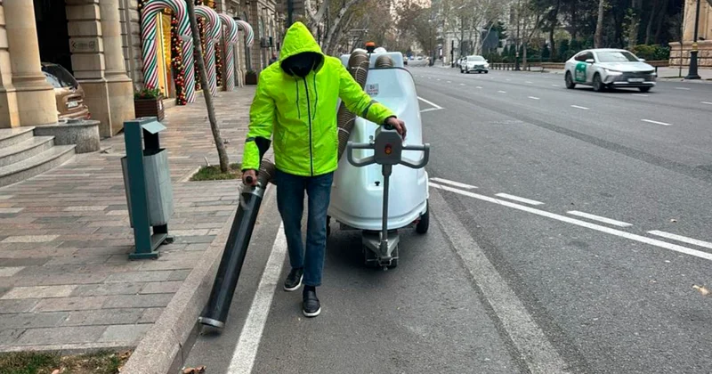 Bakı Yeni ilin səhərini təmiz və səliqəli qarşıladı Fotolar