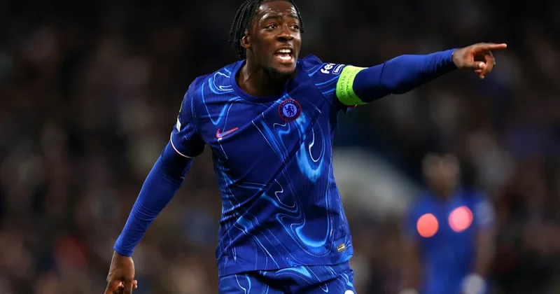 “Çelsi”nin müdafiəçisi “Roma”nın hədəfində