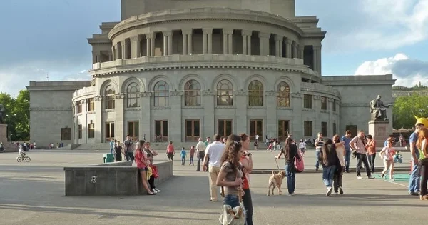 AB dən Ermənistana 2,5 dəfə artım, Azərbaycana isə...