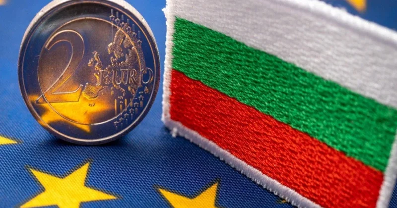 Еще одна страна ЕС перешла на евро