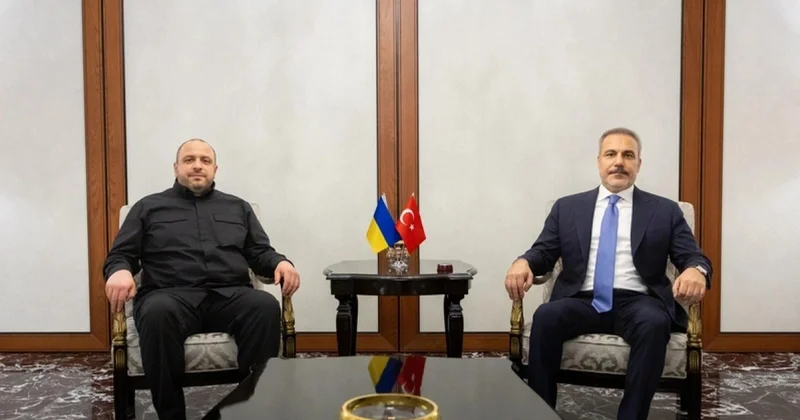 О чем разговаривали Фидан с Умеровым?