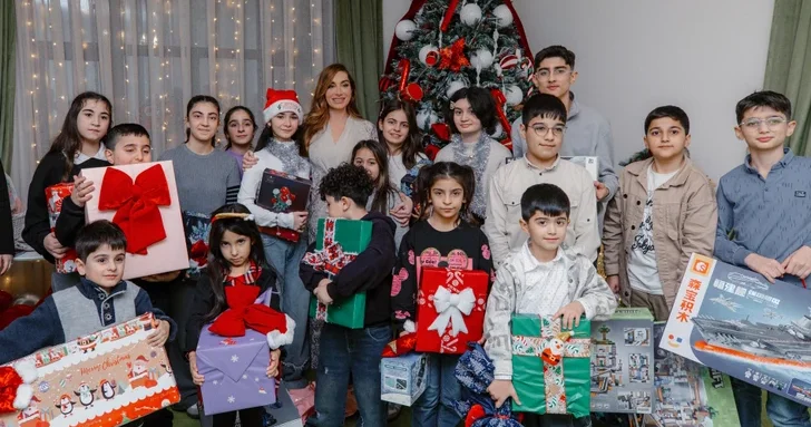 Лейла и Арзу Алиевы приняли участие в праздничном мероприятии в Центре соцреабилитации для детей