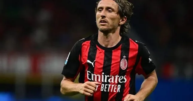 Modriç: Ofisiant olmaq istərdim