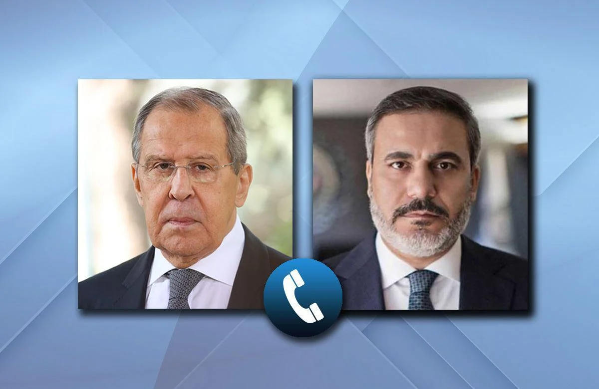 Sergey Lavrov və Hakan Fidan telefonla Suriyadakı vəziyyətlə bağlı danışıblar