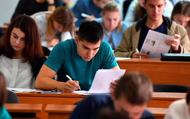 Yeni proqram qəbul edildi: Bakıdakı hansı universitetlər köçürüləcək?