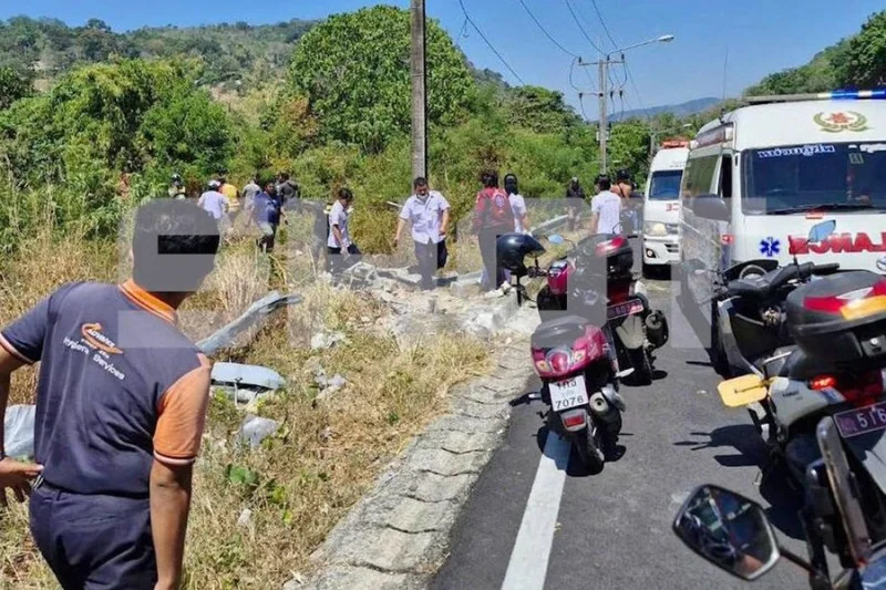 Turist avtobusu AŞDI