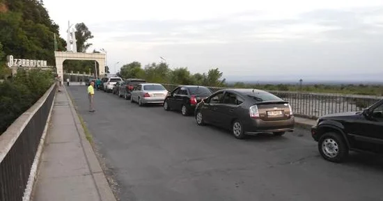 Ötən il 589 min əcnəbi Azərbaycana quru yolla daxil olub Rəsmi