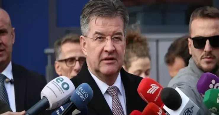 Daha bir diplomat Epşteyn sənədlərinin qurbanı oldu