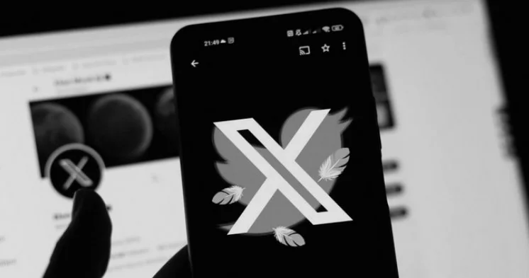 Пользователи X столкнулись с масштабным сбоем Minval Politika