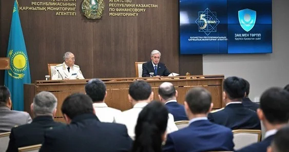 В Казахстане началась проверка трансграничных переводов банков