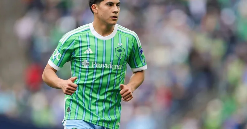 “Atletiko Madrid” ABŞ dən gənc yarımmüdafiəçini transfer edir