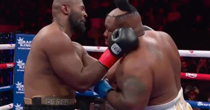 Kinqsli İbeh Jarrell Millerin “saçını” döyüşdə qoparıb VİDEO