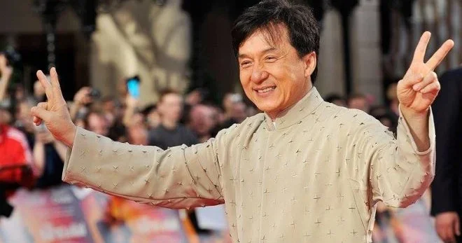 Ceki Çan ölümündən sonra yayımlanacaq mahnı yazdırıb