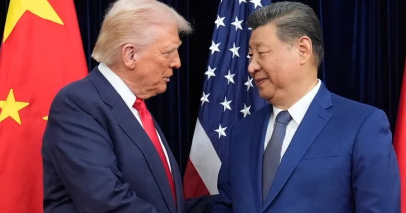 Mən onunla iş görürəm, o, bossdur Tramp