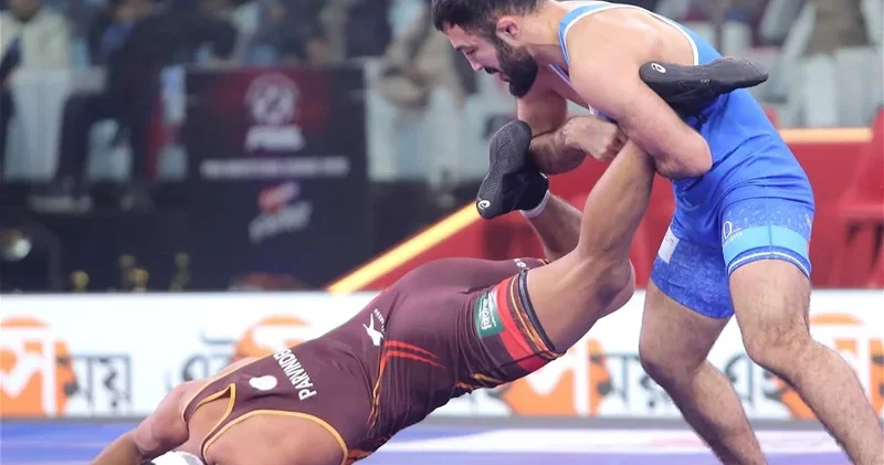 Команда Аширова стала чемпионом в Индии, а Байрамов выдал победную серию