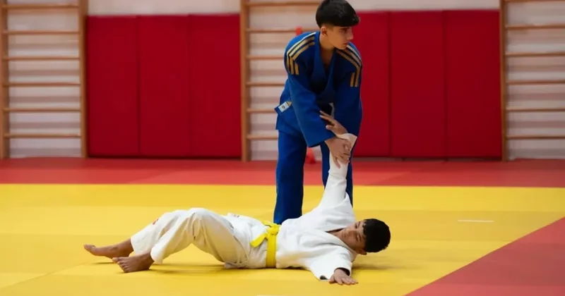 Федерация дзюдо Азербайджана провела экзамены на пояса