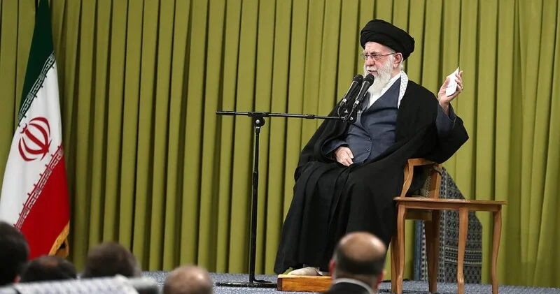 İranın ali rəhbəri: ABŞ İranı yenidən nəzarətə almaq istəyir