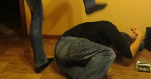 Ata və oğul evə çağırdıqları “Azəriqaz”ın əməkdaşını döyüb? Polis araşdırır