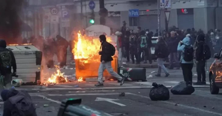 В Турине 30 человек пострадали в столкновениях