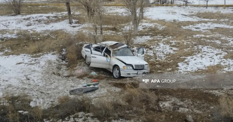Тяжелая авария в Кенгерли, 4 пострадавших ФОТО